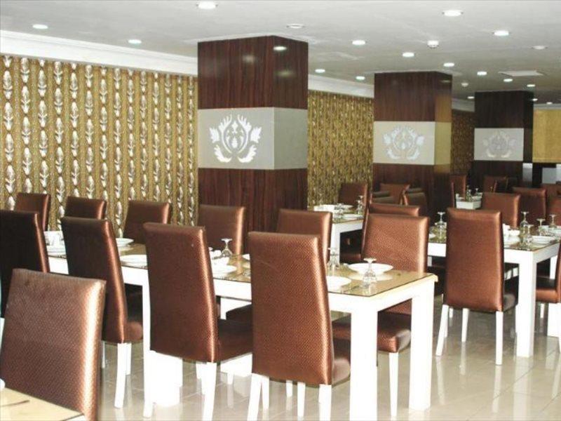 Lara Atalla Hotel Antalya Buitenkant foto